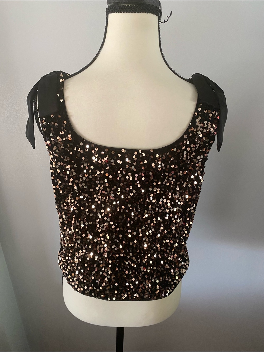 Nanette Lepore NWT size small sequin top - Picture 5 of 8